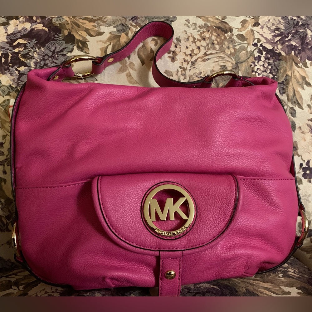 Pink Michael Kors Buckle Logo Bag